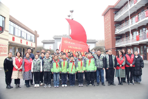 堯都區(qū)車站街“幫戰(zhàn)友”志愿服務(wù)隊開展特色活動