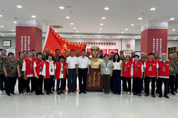 “志愿紅耀八一，情系 *** 可愛的人”——東洲區(qū)章黨街道河?xùn)|社區(qū)慶八一主題活動